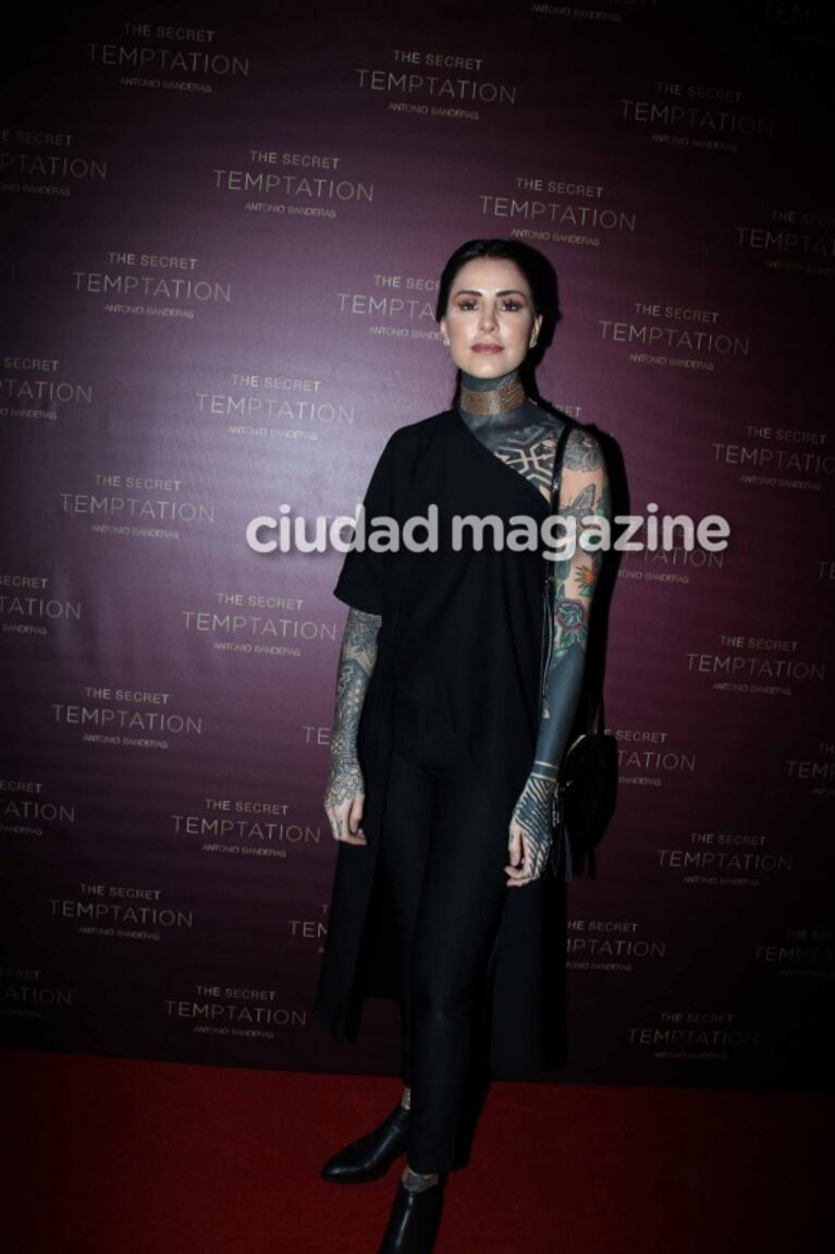 Diosas y galanes en un evento top: mirá las transparencias y elegancia en la alfombra roja