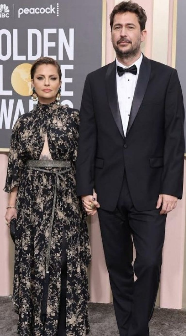 Dolores Fonzi deslumbró en los Golden Globe: el detalle del vestido y los accesorios