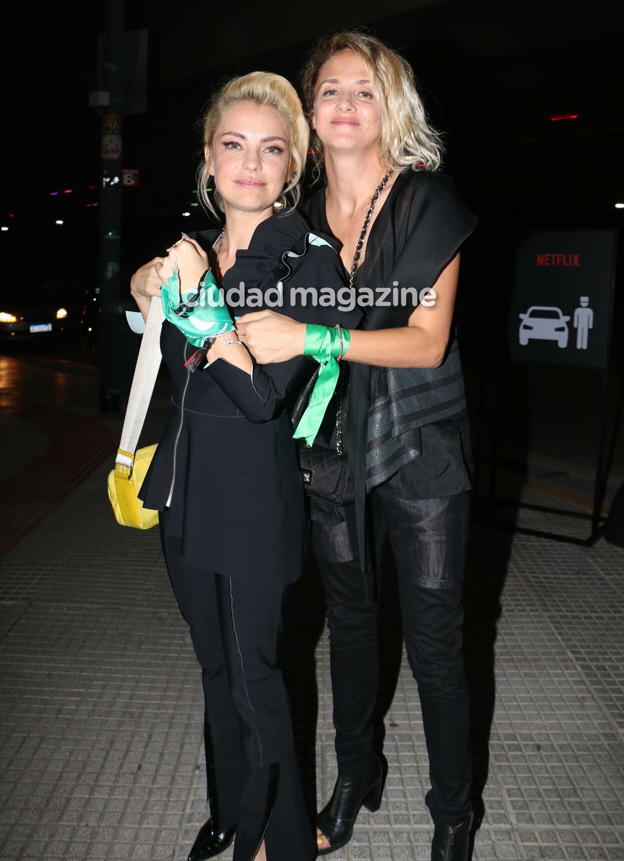 Dolores Fonzi y Leonora Balcarce en la presentación de Puerta 7, la ficción de Polka para Netflix. (Foto: Movilpress)