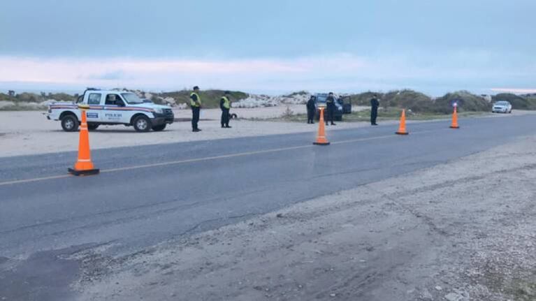 Dos detenidos cuando intentaron coimear a policías mientras llevaban dinero sin declarar