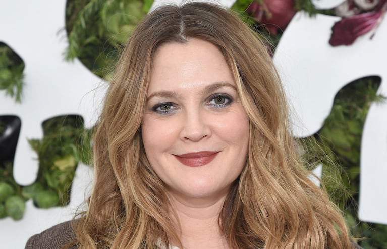 Drew Barrymore se lució como heroína en Los ángeles de Charlie