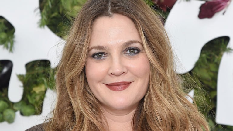 Drew Barrymore se lució como heroína en Los ángeles de Charlie