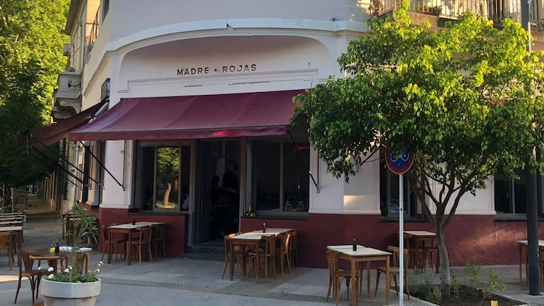 Dua Lipa disfrutó de una cena súper argenta: cuánto gastó en la exclusiva parrilla de Villa Crespo. Crédito: Instagram