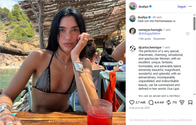 Dua Lipa en el pueblo de Deià, Mallorca, rodeada del paisaje mediterráneo