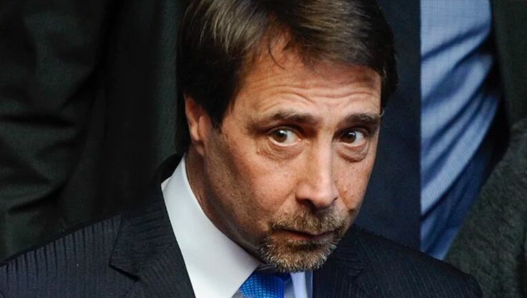 Eduardo continuará al frente del programa radial hasta fin de año.