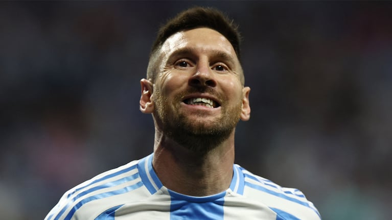 El 10 de la Selección se expresó en redes tras la victoria ante Canadá. (Foto: Reuters/Agustín Marcarian)