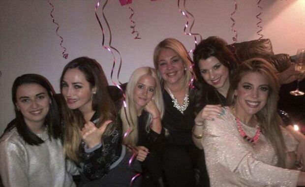 El 28° cumpleaños de Virginia Gallardo (Foto: Twitter).