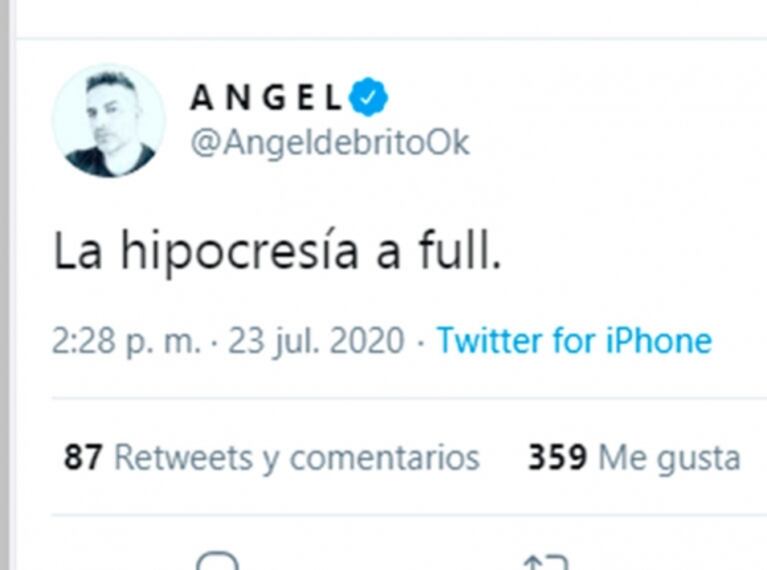 El ácido tweet de Ángel de Brito mientras debatían en Intrusos la tapa de Caras: "La hipocresía a full"