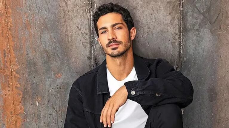 El actor, consolidado como referente de estilo en campañas de moda.  Crédito redes