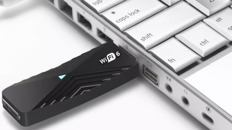 El adaptador D-Link DWA-X1850 actualiza cualquier ordenador a WiFi 6 con un puerto USB 3.0