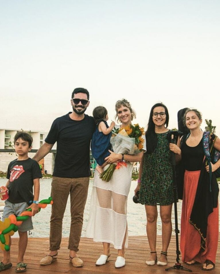El álbum de fotos de la boda secreta de Gonzalo Heredia y Brenda Gandini en México: "Se celebra el amor"