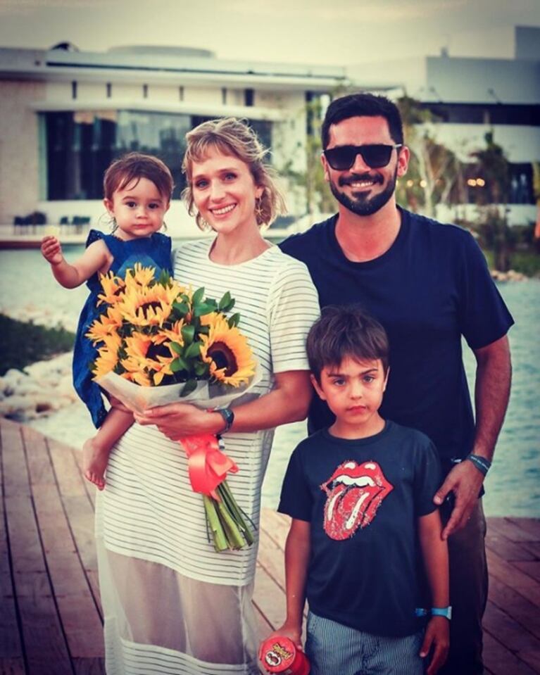 El álbum de fotos de la boda secreta de Gonzalo Heredia y Brenda Gandini en México: "Se celebra el amor"
