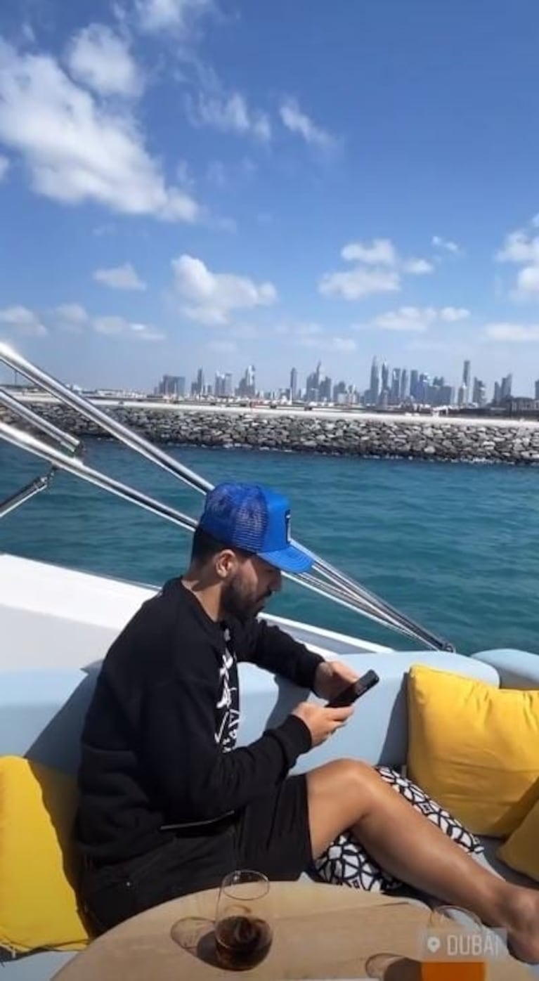 El álbum de las lujosas vacaciones del Kun Agüero con su hijo Benjamín y su novia en Dubai