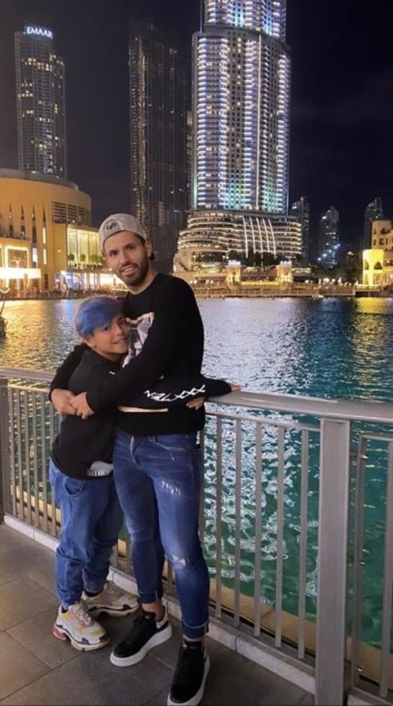 El álbum de las lujosas vacaciones del Kun Agüero con su hijo Benjamín y su novia en Dubai