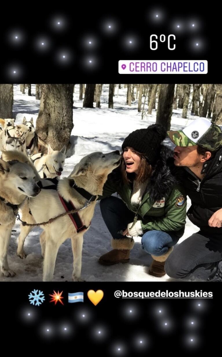 El álbum de las románticas vacaciones de Nico Vázquez y Gimena Accardi en San Martín de los Andes