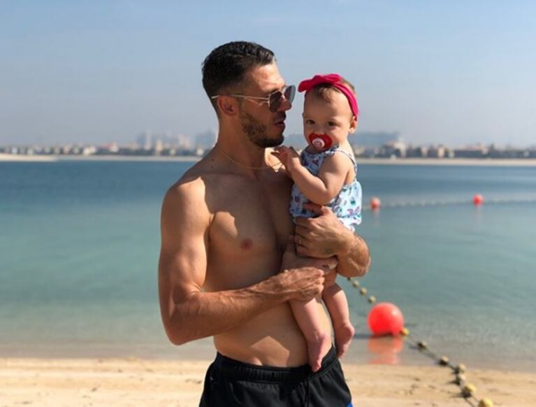 El álbum de las vacaciones de Evangelina Anderson con su familia en Dubai