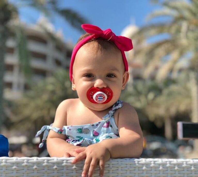 El álbum de las vacaciones de Evangelina Anderson con su familia en Dubai