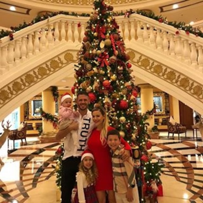 El álbum de las vacaciones de Evangelina Anderson con su familia en Dubai