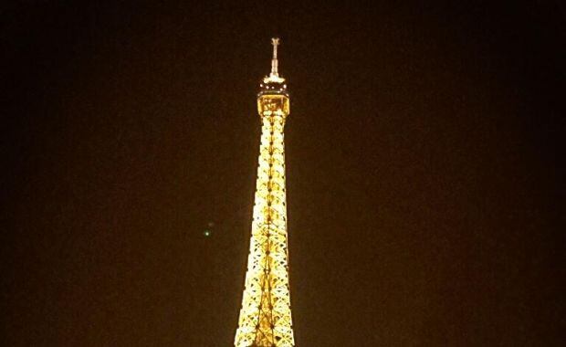 El álbum de Martina Stoessel en París (Foto: Twitter).