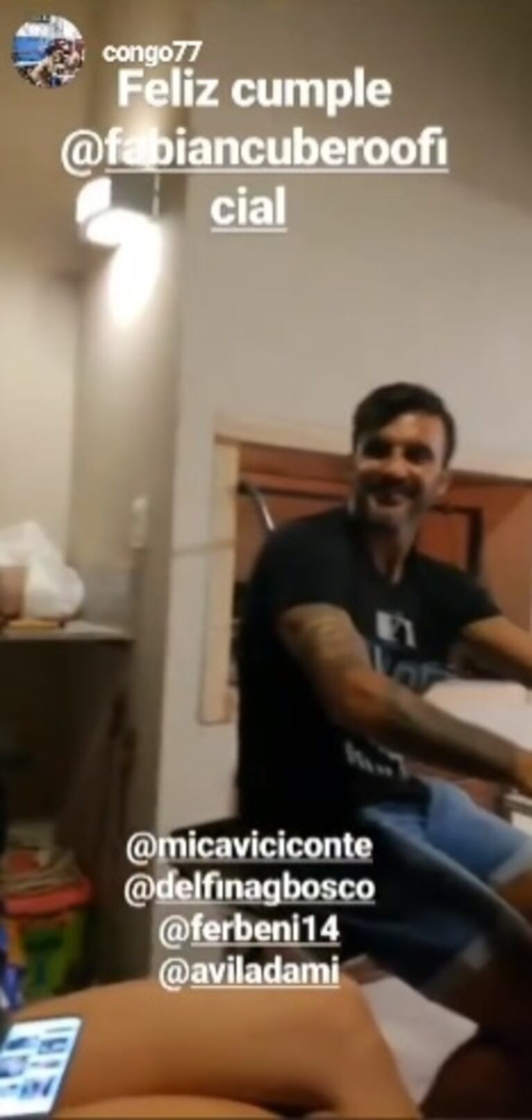 El álbum del festejo de cumpleaños de Cubero: detalles temáticos de Vélez y el mensaje de amor de Viciconte