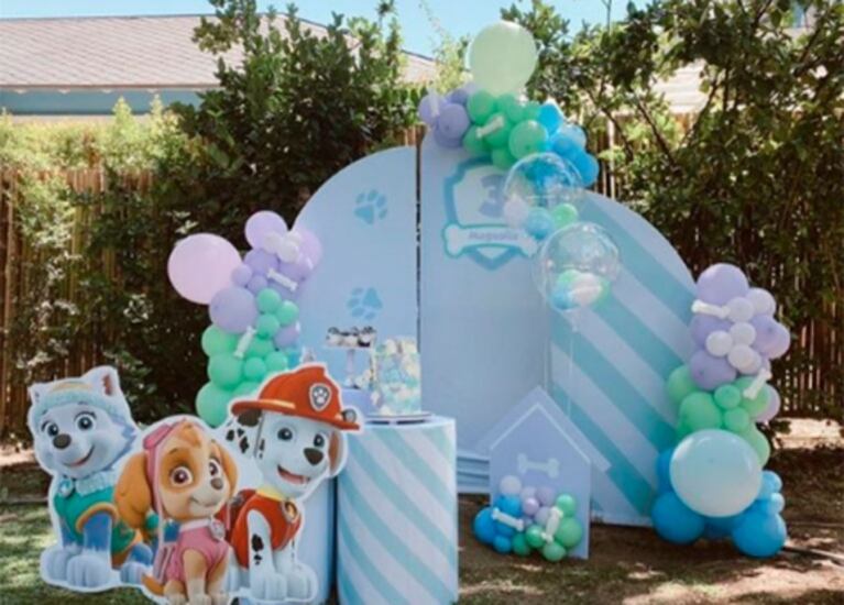 El álbum íntimo de la divertida fiesta de cumpleaños de Magnolia Vicuña: tobogán inflable, pileta y ambientación de Paw Patrol