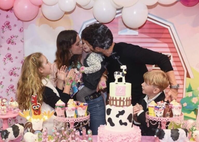 El álbum íntimo de la mega fiesta de cumpleaños de Alma, la hija de Mariano Martínez y Camila Cavallo