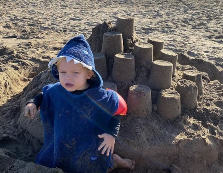 El álbum íntimo de las vacaciones de Marley y Mirko en Pinamar: ¡arena, sol y mucha diversión!