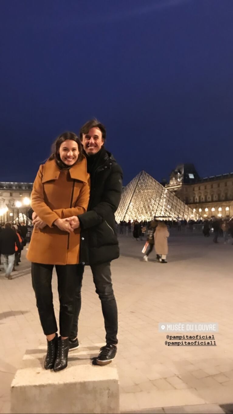 El álbum íntimo de Pampita junto a Roberto García Moritán en su luna de miel en París: "¡Hace frío, pero estamos felices!"