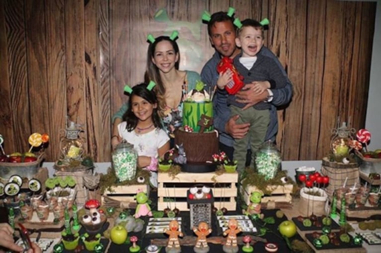 El álbum íntimo del festejo de cumpleaños del hijo del Ogro Fabbiani: súper ambientación de Shrek y fotos con su hermanita Uma