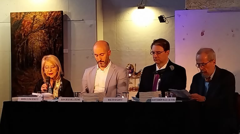 El Anuario de Arte Argentino reúne obras de artistas internacionales en la Facultad de Derecho