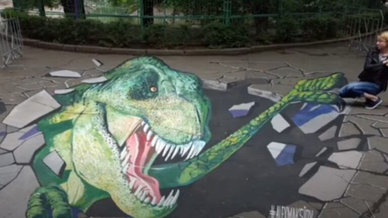 El artista ucraniano Alex Maksiov crea impresionantes murales en las calles y edificios de su ciudad
