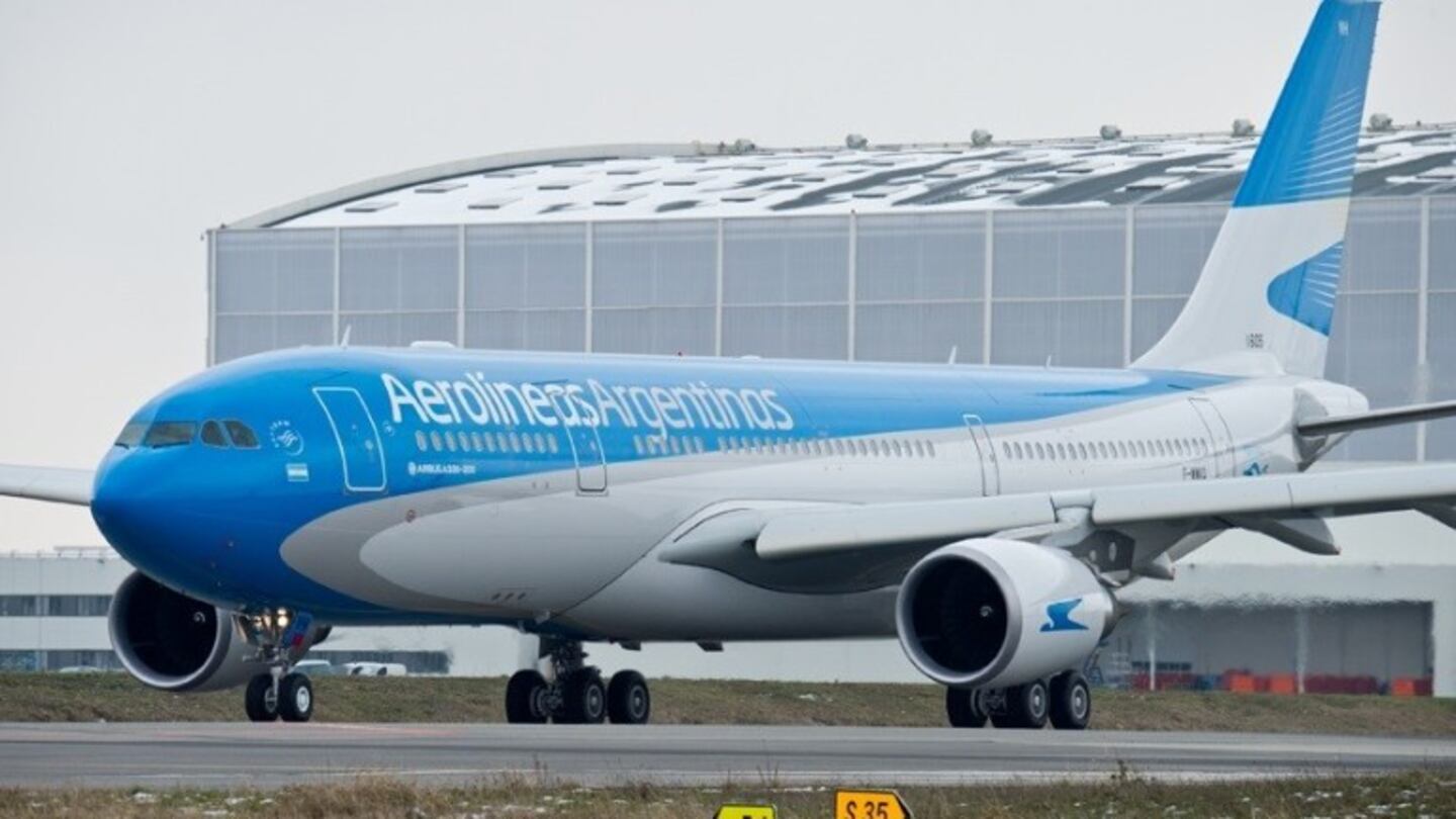 El avión de Aerolíneas que traerá las vacunas llegará a Moscú después del mediodía. Foto: DPA.