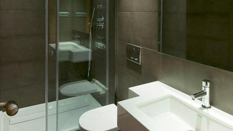 El baño de la nueva casa de Lionel Messi y Antonella Roccuzzo (Foto: Web)