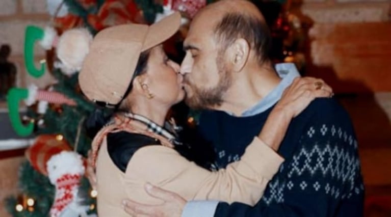 El beso de La Chilindrina y el Señor Barriga de El Chavo del 8: "Yo estoy viuda y él es soltero"