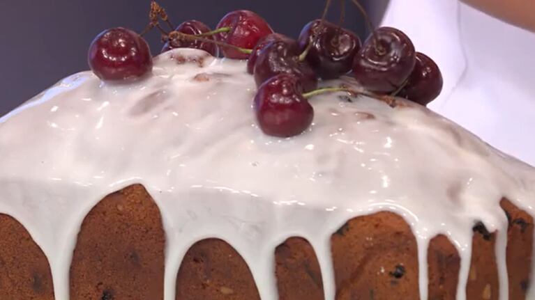 El budín inglés, con la receta de Cami Homs. Foto: CucinareTV