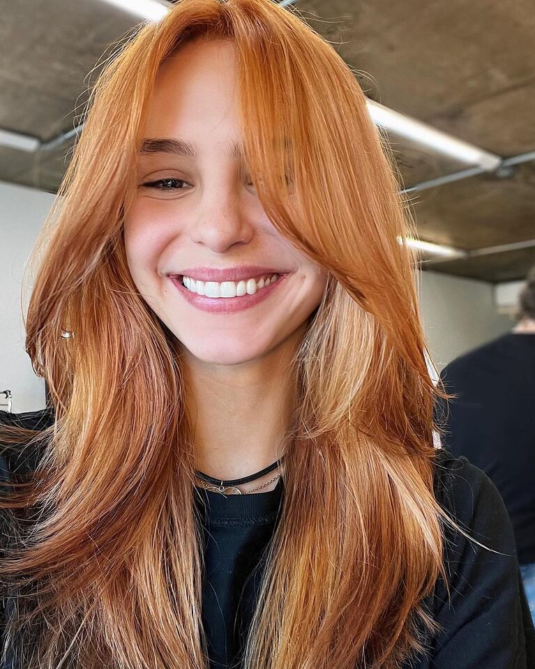 El cambio de look extremo de Juanita Tinelli, la hija de 20 años de Marcelo: “Nuevo color y corte”