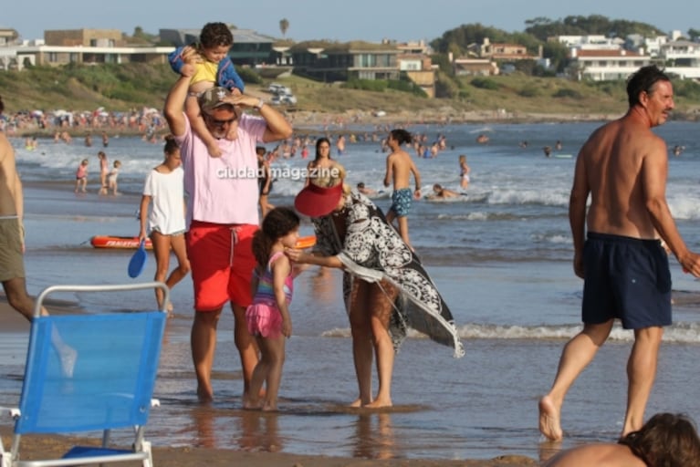 El cambio de vida de Lola Bezerra: verano en familia y mamá full time en Punta del Este