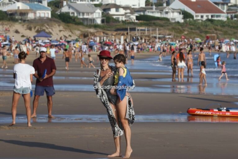 El cambio de vida de Lola Bezerra: verano en familia y mamá full time en Punta del Este