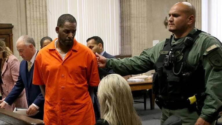 El cantante R. Kelly recibe una nueva condena por abuso sexual infantil