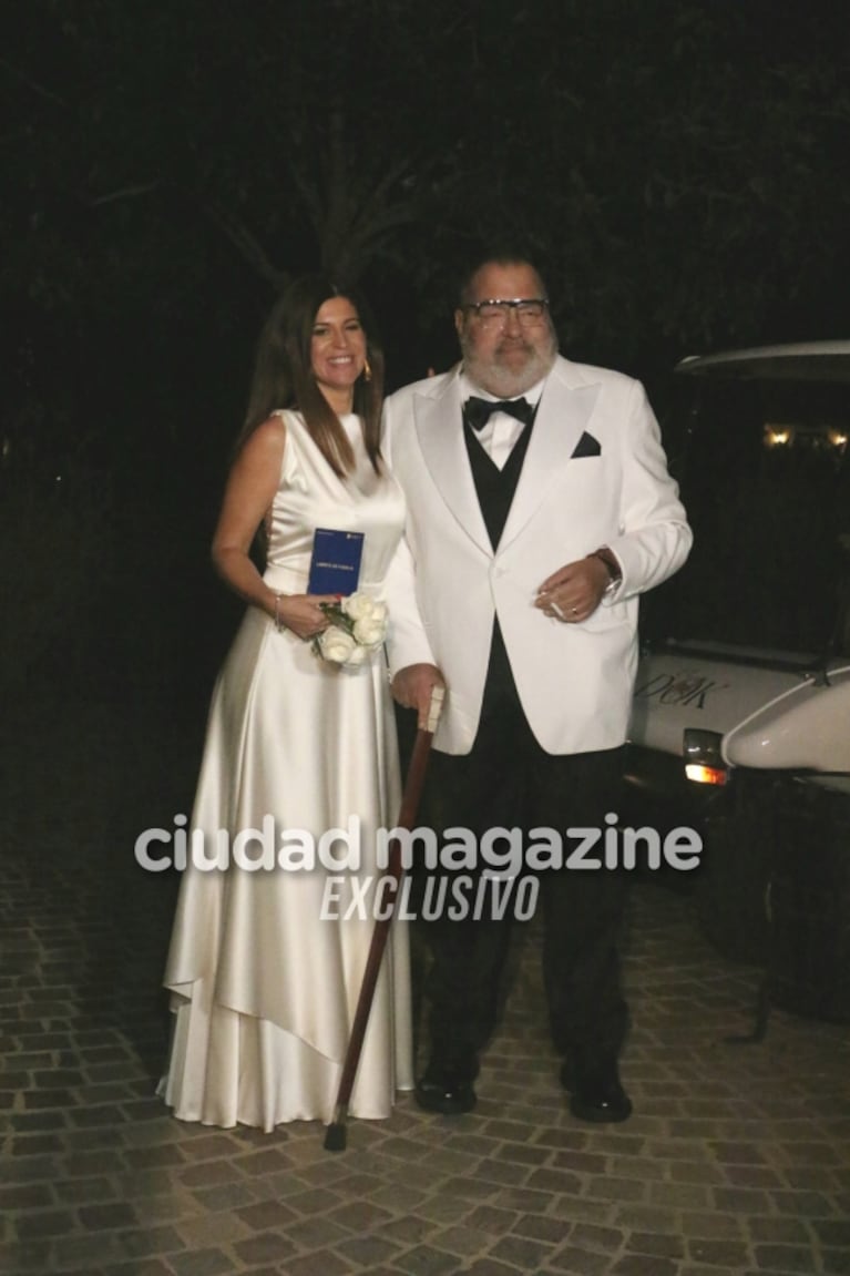 El casamiento de Jorge Lanata y Elba Marcovecchio: las fotos de sus súper looks de blanco