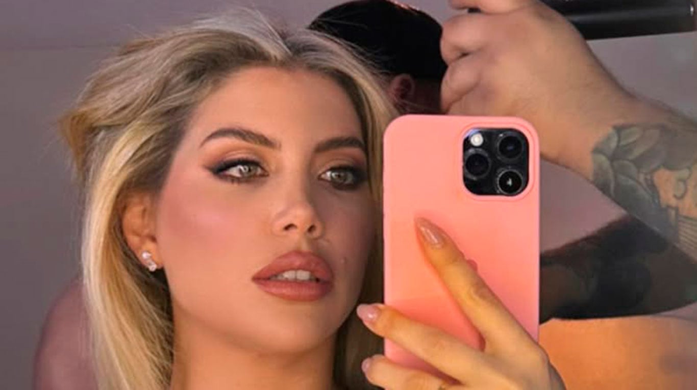 El celular de Wanda Nara. (Foto: @Wanda_NAra)