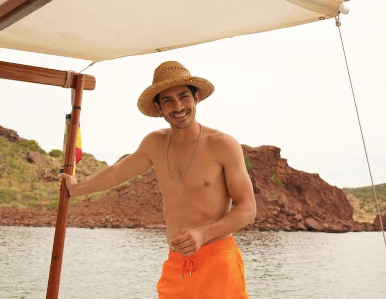 El Chino Darín fotografió a Úrsula Corberó en una playa nudista y causó sensación en redes