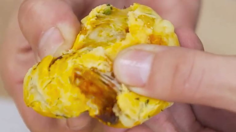 El chipá caprese es suave por dentro y crocante por fuera. Foto: Cucinare TV