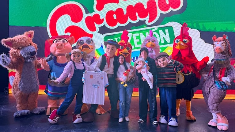 El Colo Barco disfrutó de “La Granja de Zenón” junto a su familia