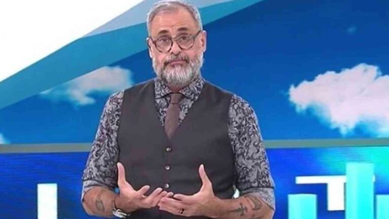 El conductor de Instrusos festejó el rating de su programa en medio de su malestar con el canal.