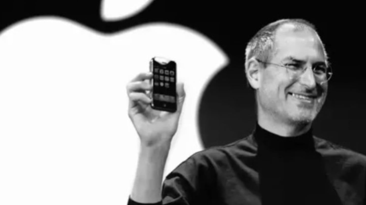 El creador del autocorrector de iPhone explica por qué el primer móvil de Apple no podía cortar, copiar y pegar texto