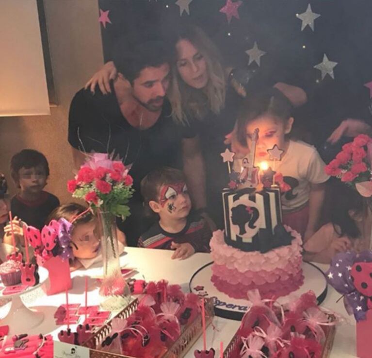 El cumple de la hija de Sabrina Rojas y Luciano Castro: ambientación de Barbie y baile alocado de las mamis del jardín