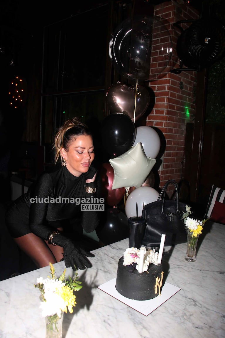 El cumpleaños de Karina Jelinek (Foto: Movilpress).
