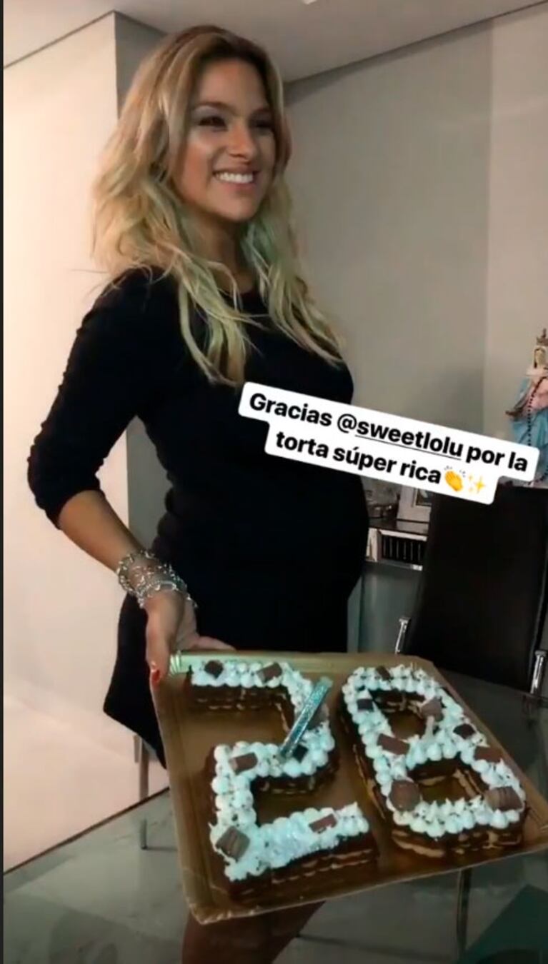 El cumpleaños súper especial de Ailén Bechara, embarazada de seis meses: el regalo y el mensaje de su novio