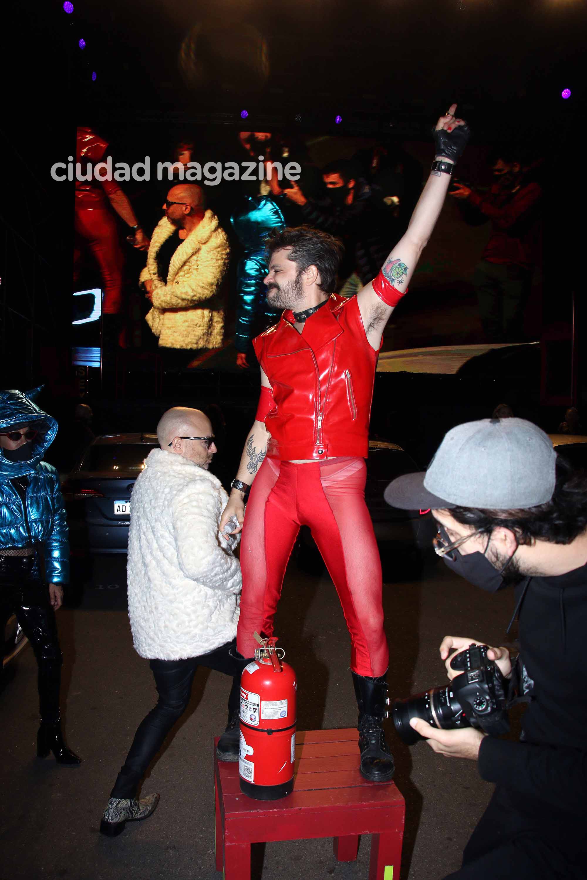 El debut súper caliente de Auto Sex, la experiencia de Muscari. Foto: Movilpress